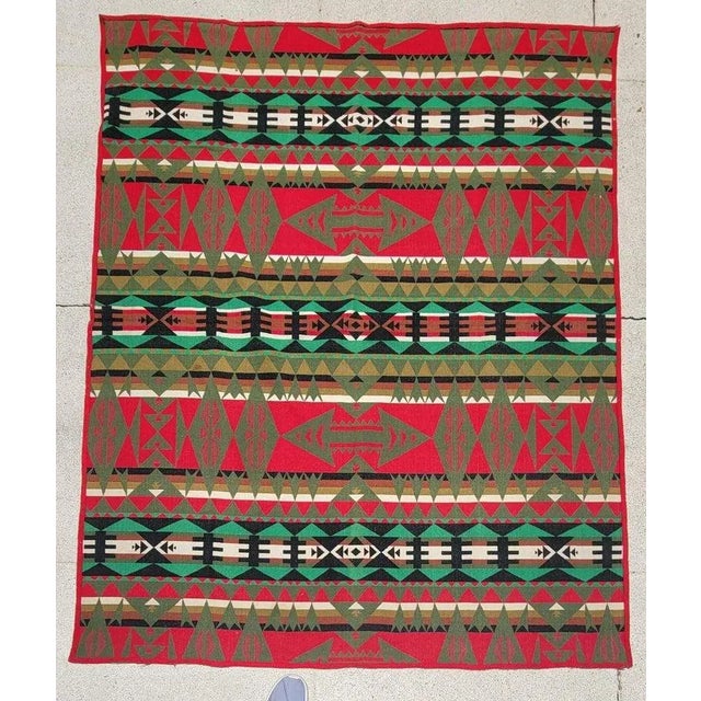 Rare Pendleton / Cayuse wool Indian design camp blanket in fine condition.This blanket has such amazing colors and...
