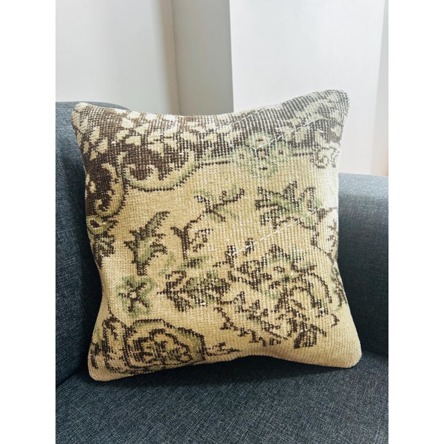 1980s Vintage Turkish Rug Pillow Cover, Handwoven Wool Isparta Floral Cushion, Moody Dark Brown Boho Pillow, 16x16 In For Sale - Image 5 of 8