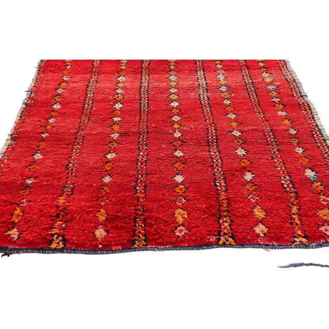Berber Tribes of Morocco Vintage Boujad Moroccan Rug, 02'08 X 05'05 For Sale - Image 4 of 10