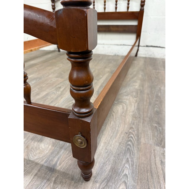 Vintage Full Size Colonial Revival Spindle Bed For Sale - Image 12 of 16