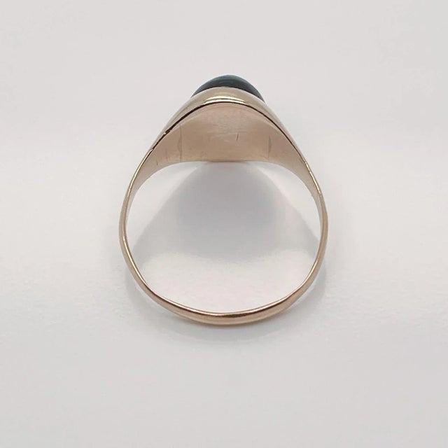 Vintage Antique 14 Karat Gold & Garnet Cabochon Signet Ring Size 10 For Sale - Image 9 of 10