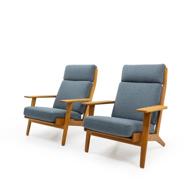 Pair of GE2 90 Armchairs by Wegner for Getama For Sale - Image 14 of 15