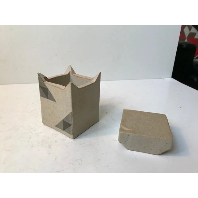 - Unique studio art stoneware trinket box or lidded jar - Designed by danish ceramist Sten Børsting - This piece is signed...