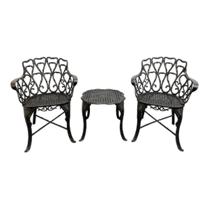 Vintage Set of 'Barrycraft' Style Cast Aluminum Outdoor Table and Two Chairs- 3 Pieces