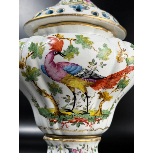 White Samson Porcelain Covered Vase with Birds from Befos For Sale - Image 8 of 14