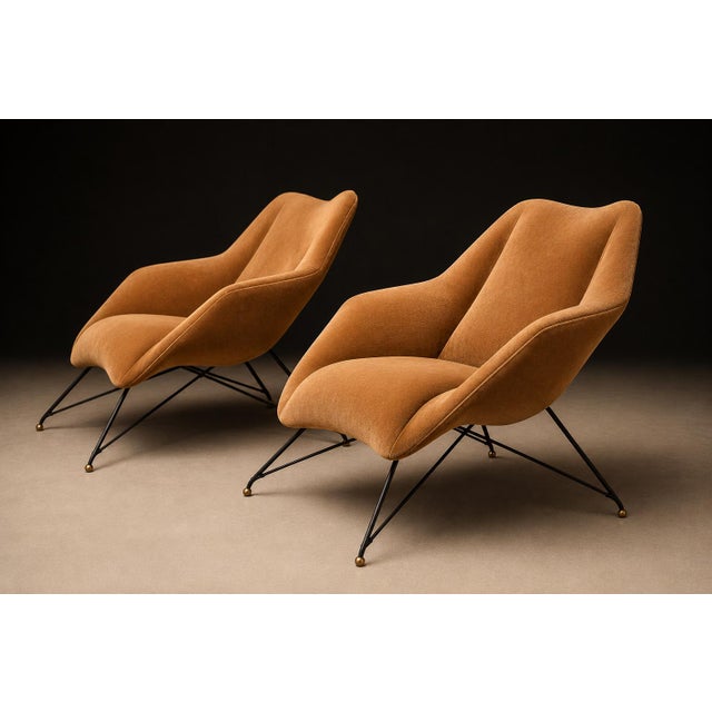 Brazilian Modern “Concha” Armchairs in Iron and Burnt Caramel Mohair by Carlo Hauner, Brazil, 1950s For Sale - Image 10 of 18