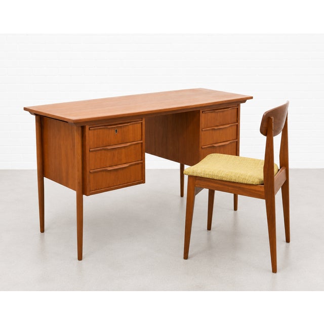 Wood Apartment Sized Mid Century Modern Danish Teak Desk, C. 1960's For Sale - Image 7 of 15
