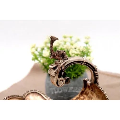 Metal Silver Shell-Shaped Fruit Bowl For Sale - Image 7 of 10