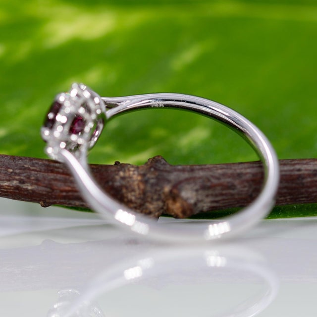 Red Spinel Ring With Earth-Mined Diamond Accents: Solid 14k Gold, Round 5mm, Size 6.75 For Sale - Image 9 of 9
