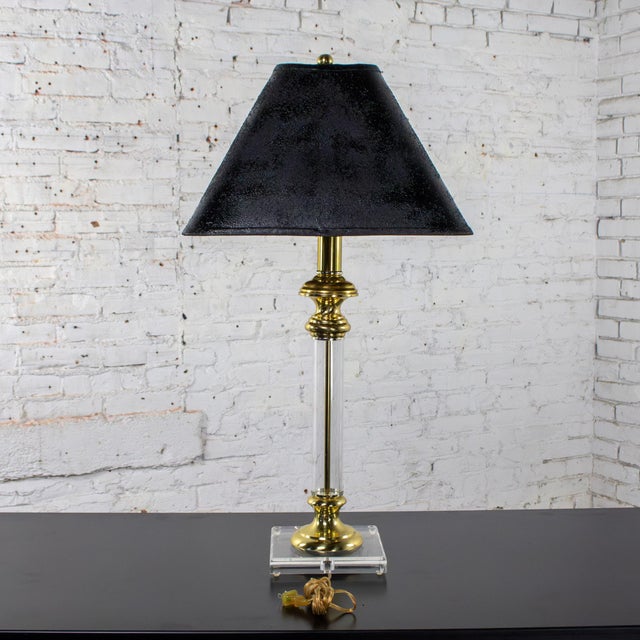 Late 20th Century Neoclassic Revival Lucite and Brass Candlestick Table Lamp For Sale - Image 4 of 18