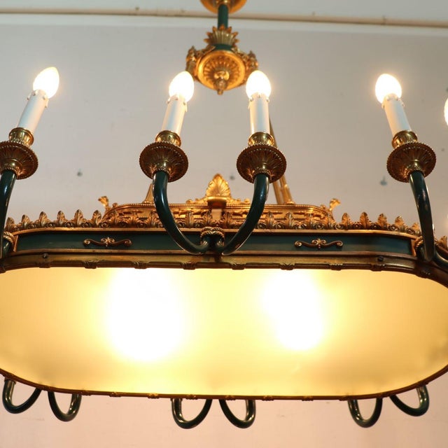Gold Chandelier in Gilded Bronze and Green Lacquered Metal For Sale - Image 8 of 18