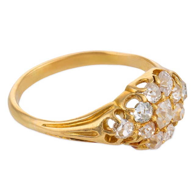 19th Century Victorian Old Mine Cut Diamond 18k Yellow Gold Cluster Ring, Size 7.25 For Sale - Image 4 of 6