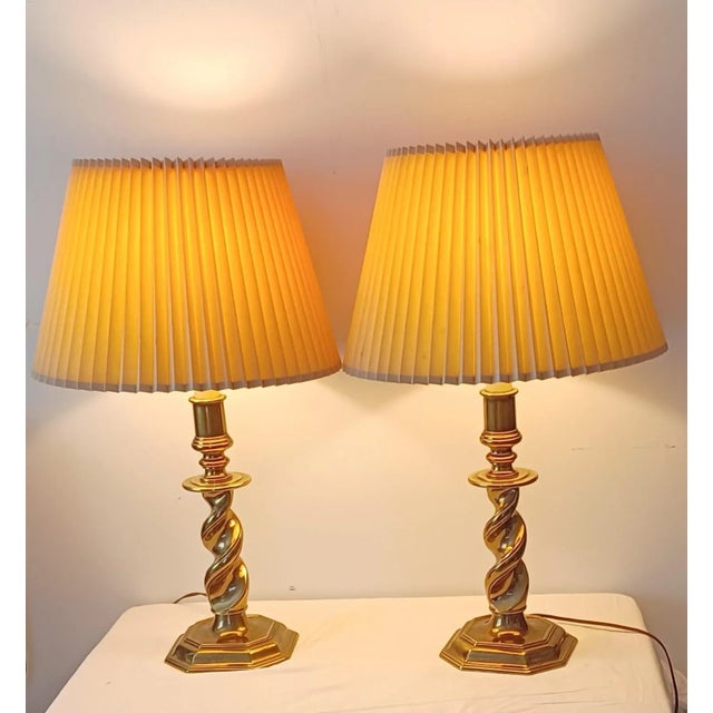 Stunning pair of vintage Hollywood Regecy solid brass Stiffle Table Lamps in the Barley Twist Design. All origninal...