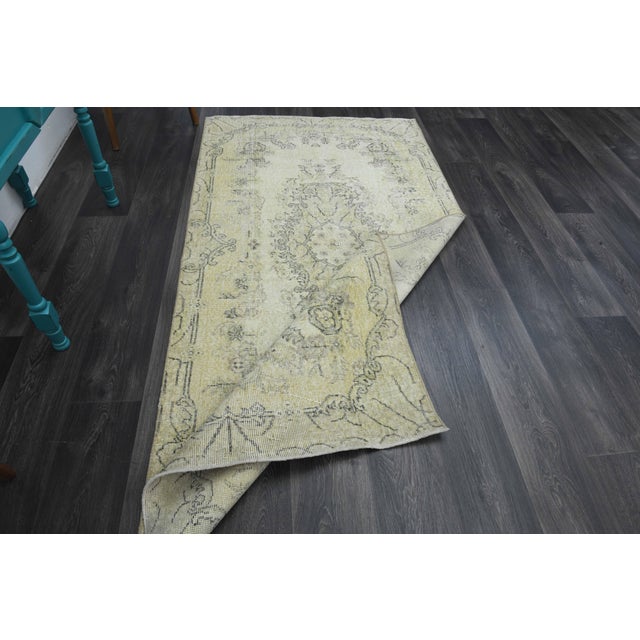 1970s Vintage Handmade Wool Cotton Yellow Area Rug For Sale In San Francisco - Image 6 of 11