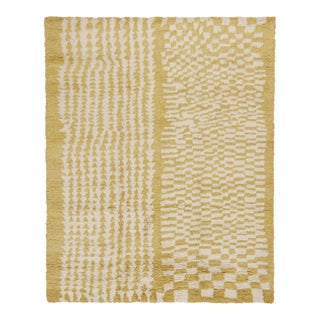 Rug & Kilim’s Moroccan Style Rug in Gold & White Geometric Pattern, High Pile For Sale