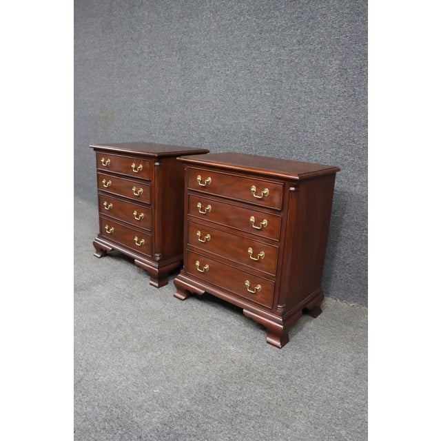 2000 - 2009 Henkel-Harris Georgian Style Mahogany Four-Drawer Chests, Pair, 2000 For Sale - Image 5 of 15