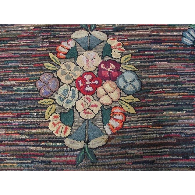 Early 20th Century American Hooked Rug ( 9'1" x 12'3" - 277 x 373 ) For Sale - Image 4 of 5