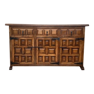 20th Century Large Catalan Spanish Baroque Carved Walnut Cabinet With Three Door For Sale