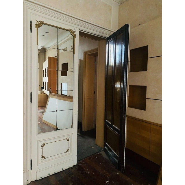 Double Haussmannian Door in Mirror and Patinated Fir For Sale - Image 4 of 9