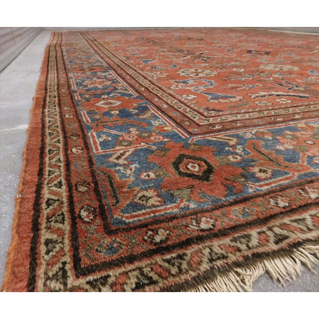 Antique Persian Mahal rug. Circa 1900. Wool pile, cotton foundation. Hand made 9'8"x 12'7"