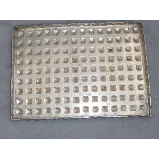 Early 20th Century Art Nouveau Aluminium Candy Box, Attributed by Josef Hoffmann For Sale - Image 10 of 11