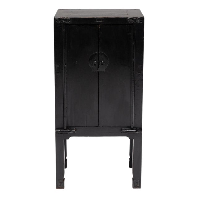 Petite Chinese Lacquered Kang Chest, C. 1850 For Sale