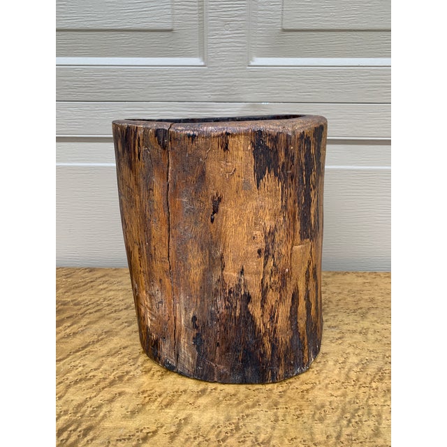 Wood Early 20th Century Hand Carved Rustic Trompe l'Oeil Faux Bois Log Planter For Sale - Image 7 of 10