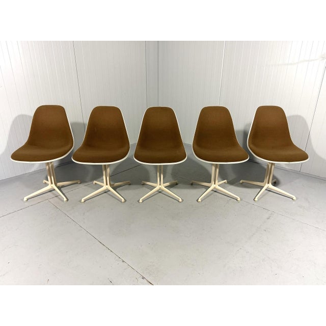 Herman Miller La Fonda Chairs by Charles & Ray Eames for Herman Miller, 1960s, Set of 5 For Sale - Image 4 of 18