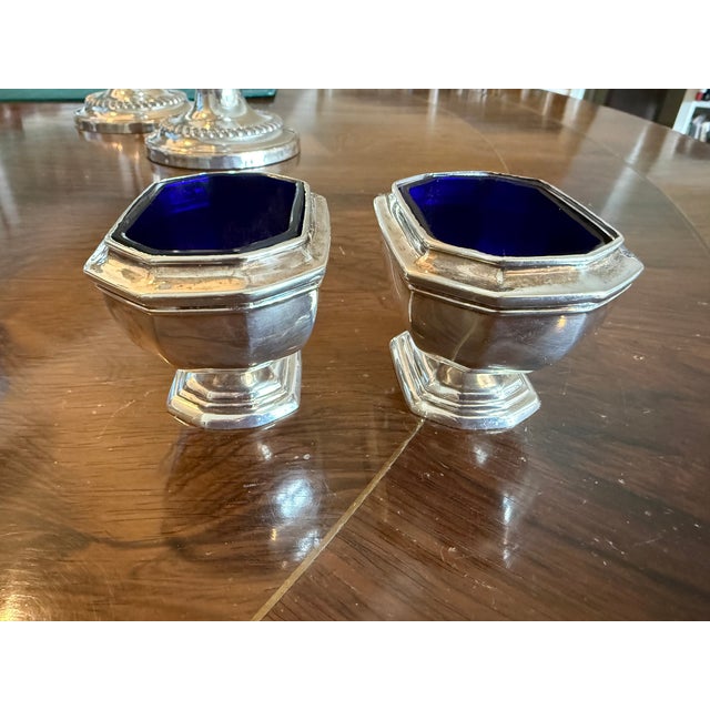 English 1930s Pair of Large English Sterling Silver Salt Cellars Cobalt Liners Birmingham 1932-3 For Sale - Image 3 of 10