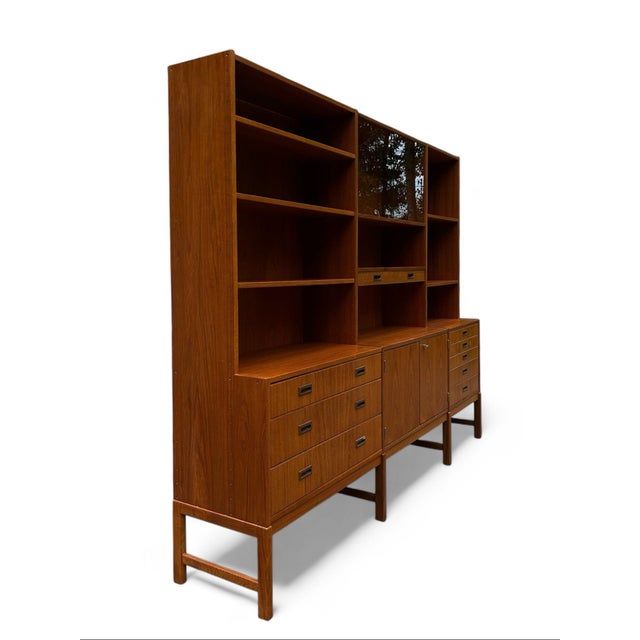 Mid-Century Modern Scandinavian Bookshelf in Teak, 1960s For Sale - Image 3 of 18