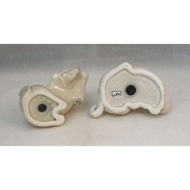 1970s Fitz & Floyd Cat Nap Nesting Ceramic White and Beige Salt & Pepper Shakers For Sale - Image 10 of 10