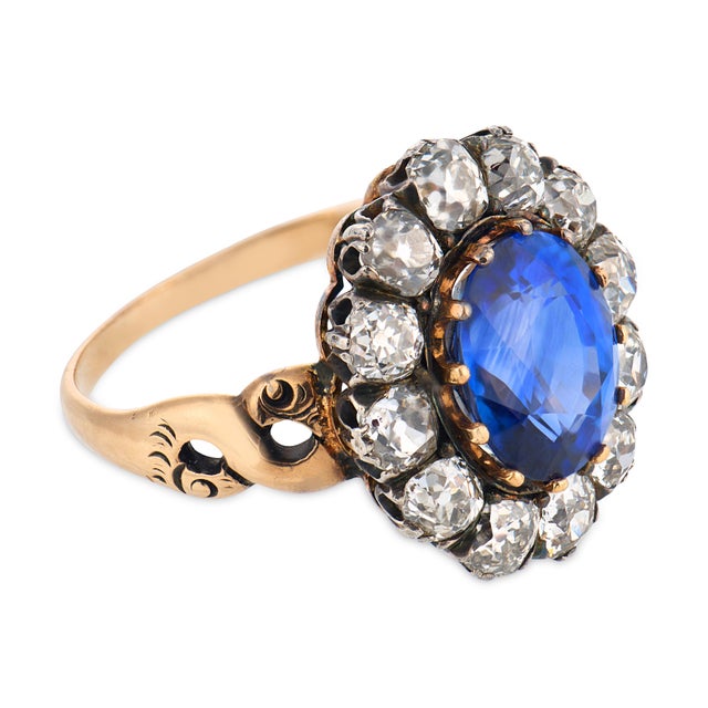 19th Century Victorian Gia 6.04 Carat Ceylon Sapphire Diamond 9k Gold Silver Cluster Ring, Size 11 For Sale - Image 4 of 6