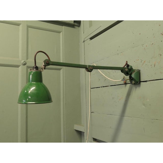 Vintage Industrial Articulated Rotating Wall Light, 1930 For Sale - Image 6 of 9