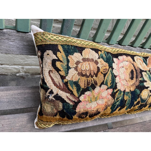 An 18th Century Pillow With Tapestry Depicting Birds For Sale - Image 4 of 6