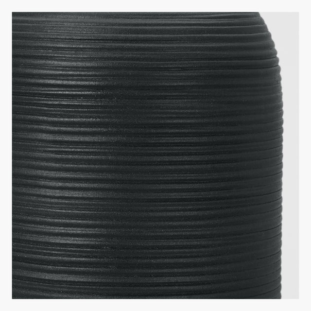 Clean lines and elemental materials lend an iconic quality to the Fanny table lamp by Hable. This petite accent size...