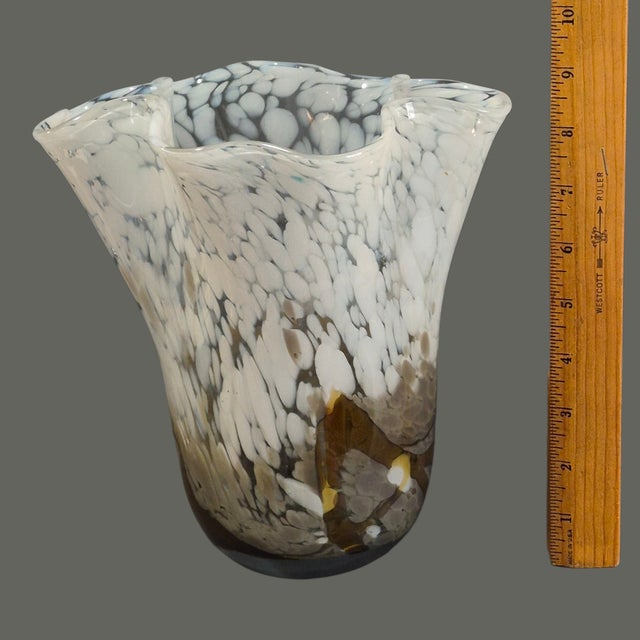 Mid-Century Modern Vintage Mid-Century-Modern Italian Art Glass Hand Blown Vase For Sale - Image 3 of 7