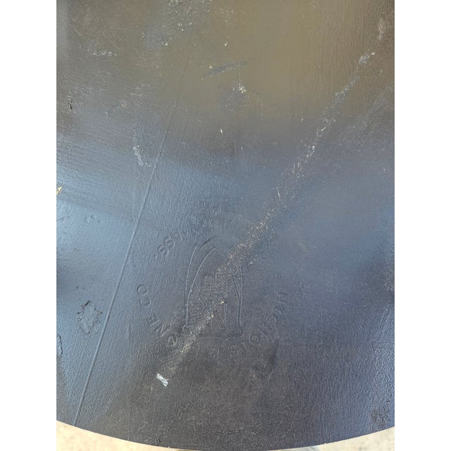 1990s 2 Nichols & Stone Windsor Side Chairs Bow Back Saddle Seat Distressed Country For Sale - Image 17 of 18