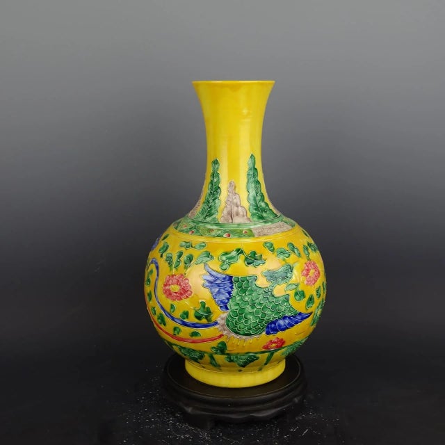 Chinese Vintage Ceramic Vase,Ming Dynasty Yongle Marked Yellow Ground Famille Verte Porcelain Vase With Dragon Phoenix Relief For Sale In Seattle - Image 6 of 7