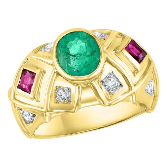 Oval Emerald , Pink Tourmaline Diamond Ring 18 Karat Yellow Gold, Size 6.5 For Sale