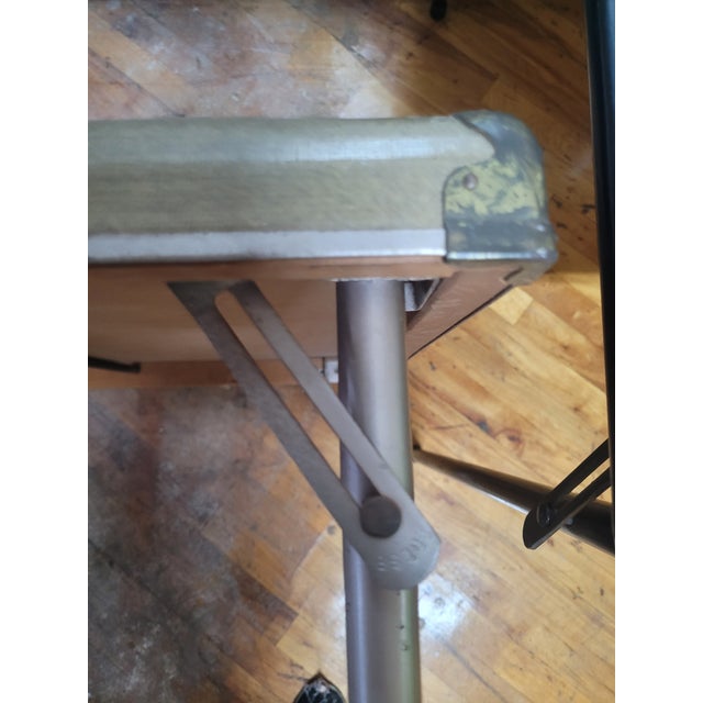 1950s 1950s Vintage Samsonite Card Table For Sale - Image 5 of 10