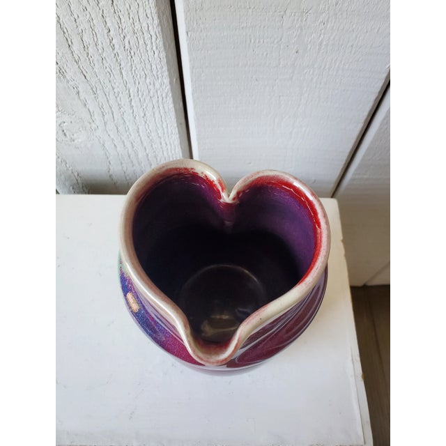 1960s Heart-Shaped Vase For Sale - Image 4 of 6