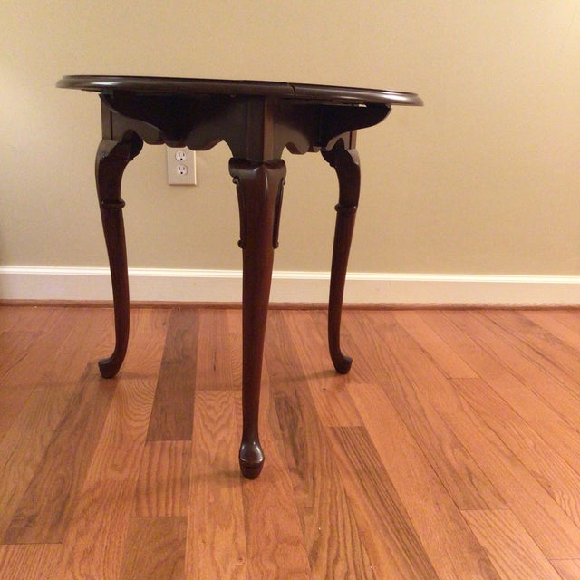 Queen Anne 1990s Hickory Chair Drop Leaf Handkerchief Side Table For Sale - Image 3 of 12
