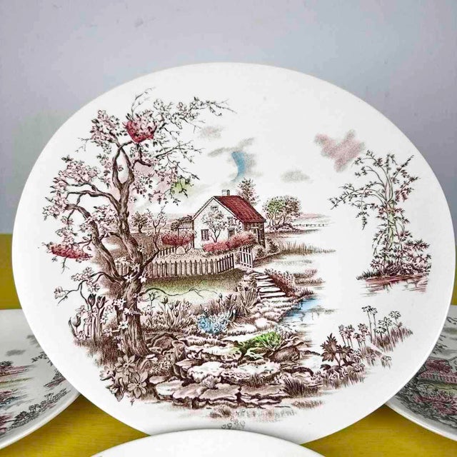 Flat plate height 24.5 cm. width 26 cm. Height: 15.5 Width: 17 Depth: 1.5 This piece is attributed to the mentioned...