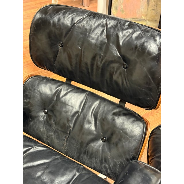 Mid-Century Modern 1964 Rosewood Herman Miller Eames Lounge Chair and Ottoman For Sale - Image 3 of 18