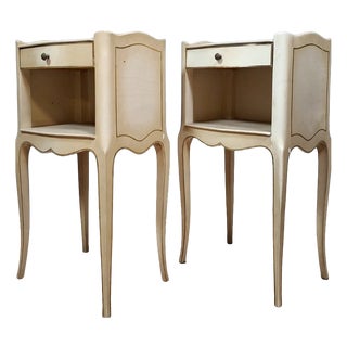 20th Century Louis XV Lacquered Bedside Tables, Set of 2 For Sale