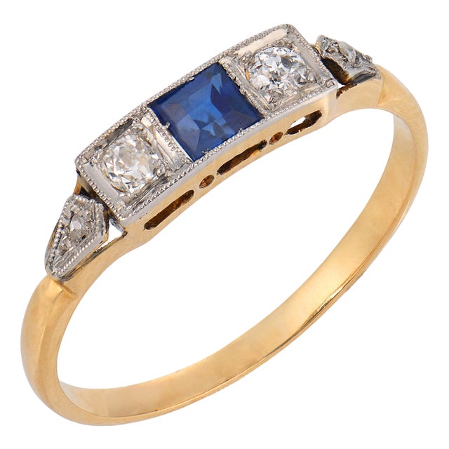 1910s Edwardian Sapphire Diamond 18k Yellow Gold Ring, Size 6 For Sale