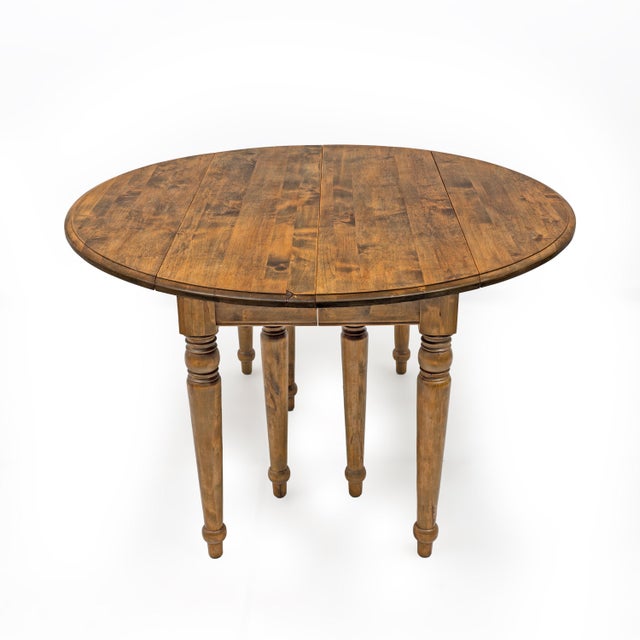 Antique Tuscan Elm Extendable Round Dining Table with Five Leaves, 1900 For Sale - Image 10 of 15