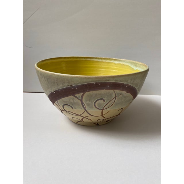 Liz Kinder Abstract Art Pottery Large Decor/Serving Bowl/Dish Summer 2002 Condition: great pre-owned Dimensions: 11'x6' If...