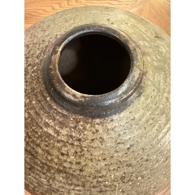 Vivika and Otto Heino Studio Pottery Vase - Large Hand Thrown Stoneware Orb Vase For Sale In Los Angeles - Image 6 of 6