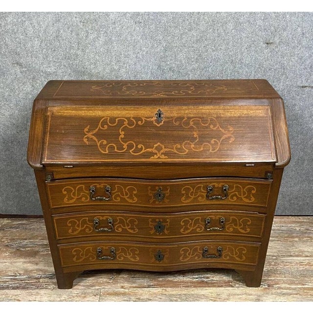 Brown Louis XV Style Curved Writing Desk in Precious Wood Marquetry, 1900s For Sale - Image 8 of 9